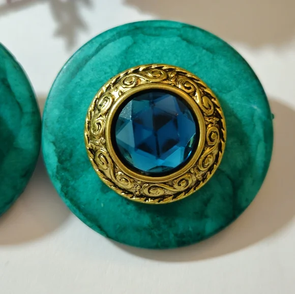 Vintage Green & Gold Acrylic Crystal Statement Earrings Clip-on Earrings - Picture 4 of 7